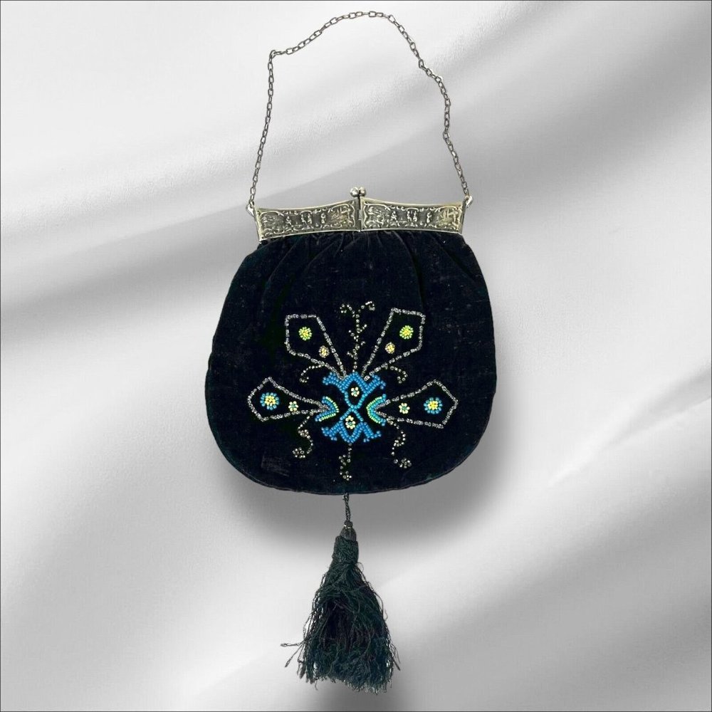 Antique Victorian Beaded Black Velvet Purse Embossed Metal Frame Kiss Lock